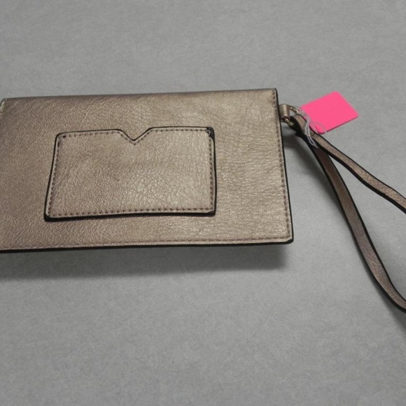 Tan Wristlet - Picture 2 of 2